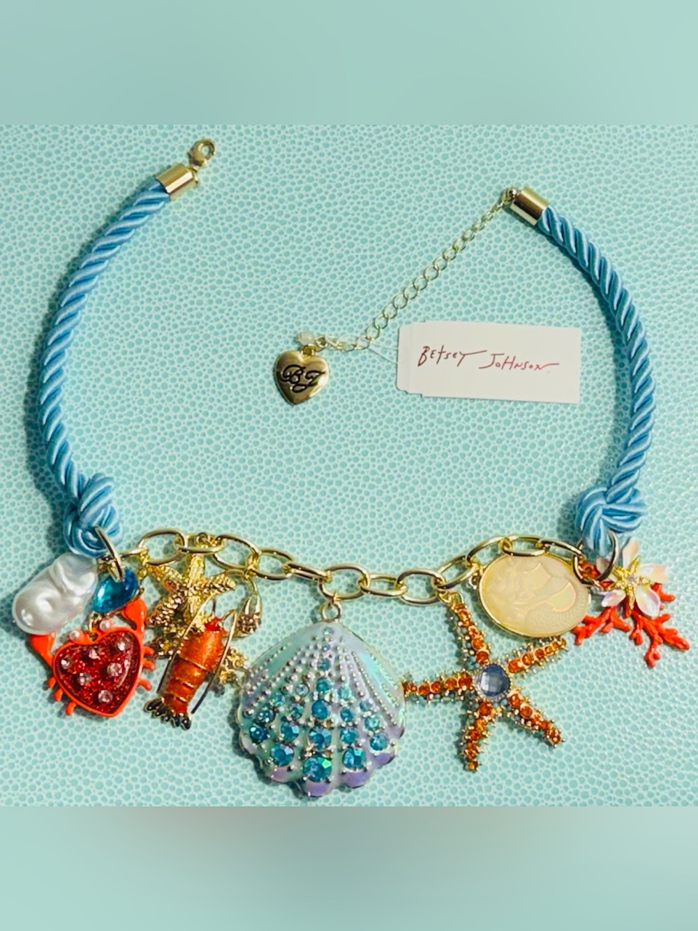 NWT Betsey Johnson Ocean Necklace With Iridescent Shell & Coastal Charms ✨💲168